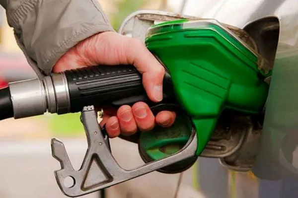 امسال بنزین گران می شود؟